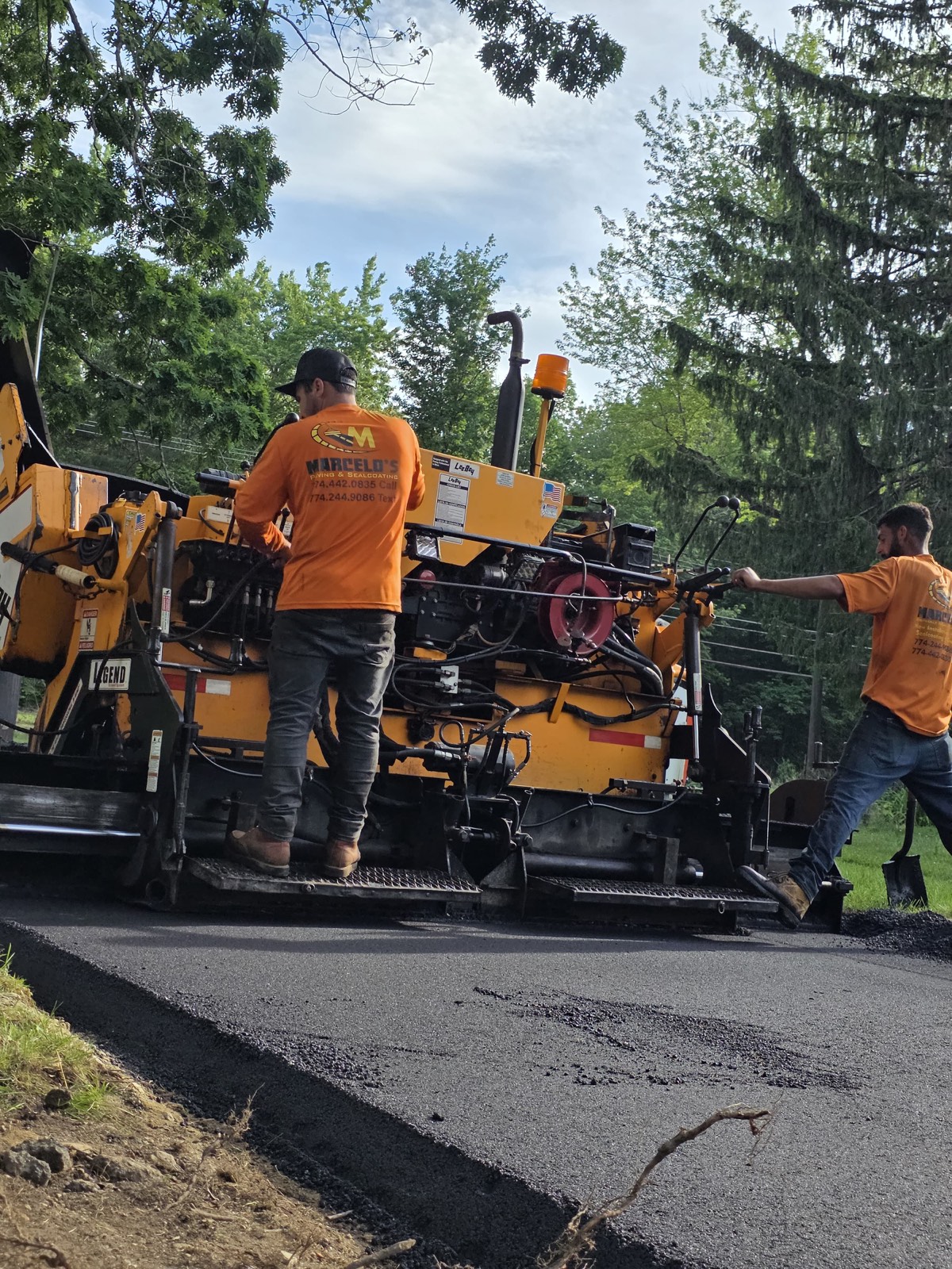 Asphalt Paving Machine